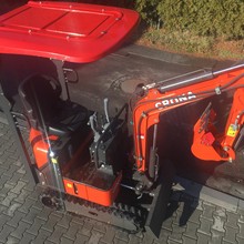 shingled mini excavator, excavator, excavator, mini excavator, micro excavator undercut, cronimo mini excavator, belt mini excavators