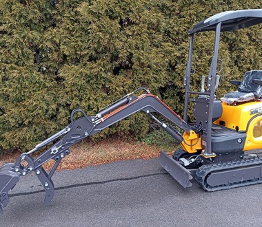 bagr XN 12-6, motor kubota, minibagr, podkop, kopátko, pásový bagr, excavator