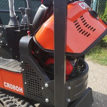 shingled mini excavator, excavator, excavator, mini excavator, micro excavator undercut, cronimo mini excavator, belt mini excavators