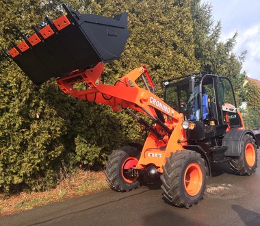 kolovy nakladač, kloubový nakladač, wheel loader CRONIMO CR25