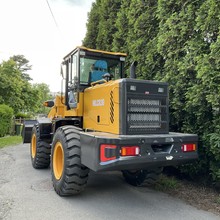 wheel loaders