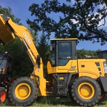 Kolový nakladač CR20, wheel loader