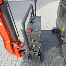 BAGR, minibagr Yanmar CR12