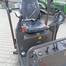 BAGR, minibagr Yanmar CR12