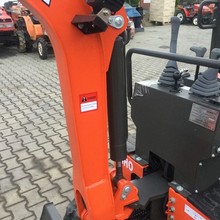 Bagr, minibagr CR11OH mimoosé kopání, excavator